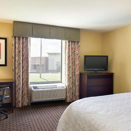 Hampton Inn & Suites Prattville Exterior photo