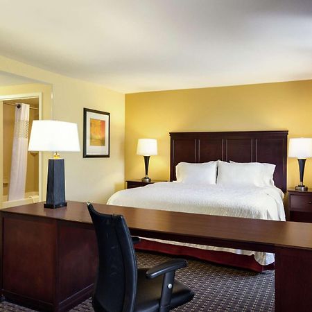 Hampton Inn & Suites Prattville Exterior photo